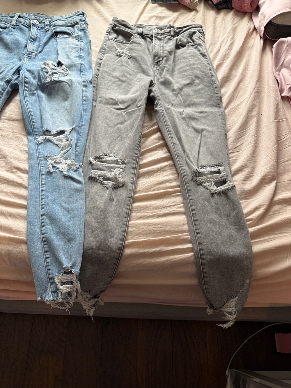 American Eagle Outfitters Women’s Skinny Jeans in Light Blue and Gray - Picture 7 of 12